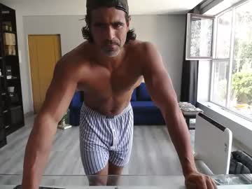 webcam man latino23bom live cam image #5246645