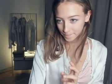 webcam girl wave_of_happy_ live cam image #5555757
