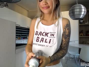 webcam girl bubblebie_ live cam image #1643379