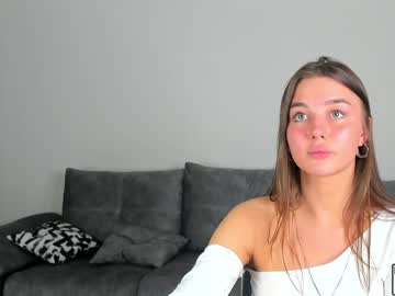 webcam girl lilly_mattsson live cam image #2565816