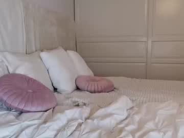 webcam girl lilemilyy live cam image #6378187