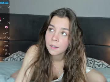 webcam girl monika_youthfull live cam image #3546910