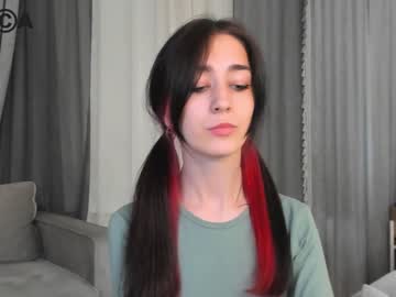 webcam girl ronn1ee live cam image #2330970