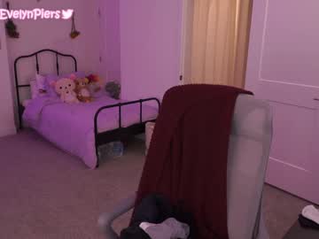 webcam girl evelynpiers live cam image #2173260