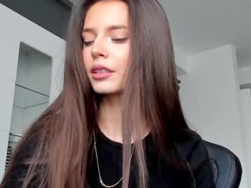 webcam girl isia_slay live cam image #3536560