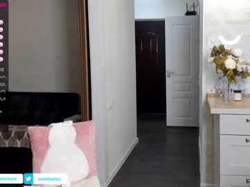 webcam girl sweetteets24 live cam image #4770717