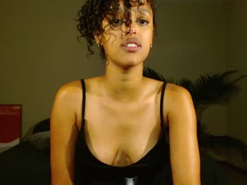 webcam girl cryptokunt live cam image #2295956