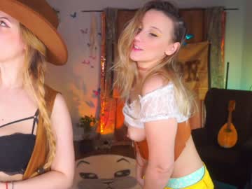 webcam girl juicyandthepussyblvd live cam image #3613421