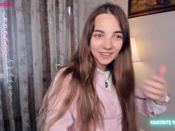 webcam girl shy_media live cam image #4560720