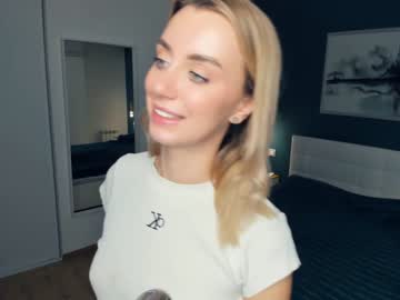 webcam girl shirley_olsen live cam image #5831122