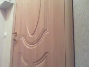 webcam girl prettywoman111 live cam image #1424657