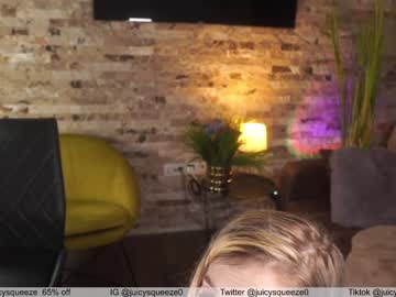 webcam girl juicyandthepussyblvd live cam image #4294789