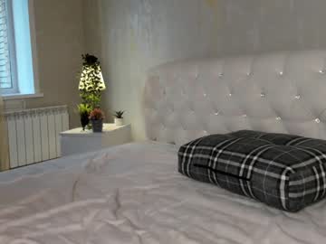 webcam girl ruby_lynx live cam image #2337309