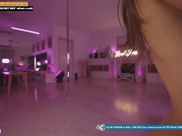 webcam girl hannahjames710 live cam image #6148747