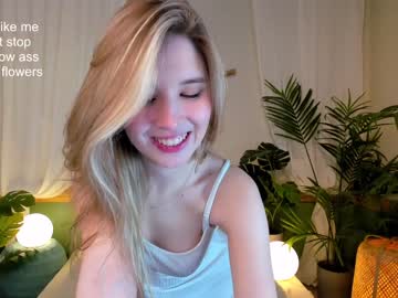 webcam girl milablush live cam image #3594602