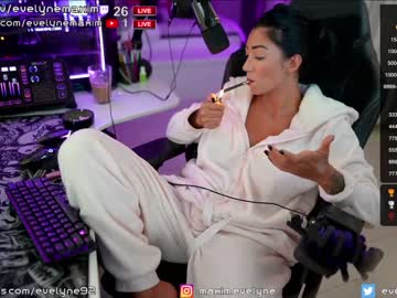 webcam girl evelyne92 live cam image #5637547