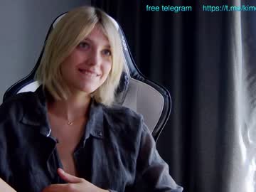 webcam girl sweet_tinker_bell live cam image #2131170