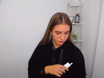 webcam girl _matildaa live cam image #545768