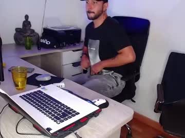 webcam man tommy_jhonn live cam image #2574717