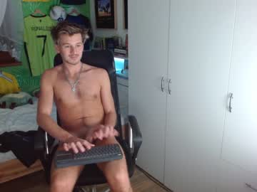 webcam man freddy_star live cam image #5998206
