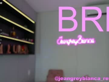 webcam girl jeangreybianca live cam image #5292865
