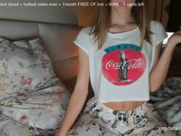 webcam girl oksanafedorova live cam image #619059