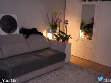 webcam girl _blackbee_ live cam image #4499385