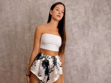 webcam girl amandamedrano live cam image #2793015