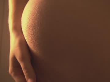 webcam girl bibi_it_is live cam image #1632330