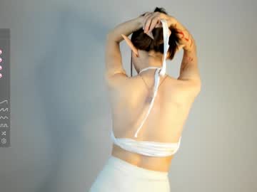 webcam girl margarethowell live cam image #5548910