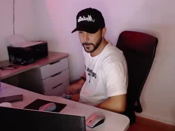 webcam man tommy_jhonn live cam image #2968472
