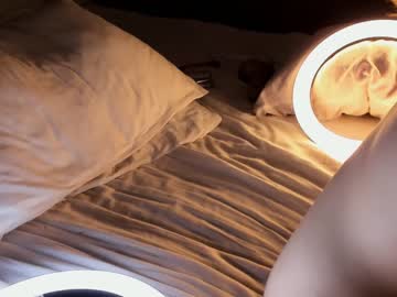 webcam girl unicorngirls live cam image #2612723