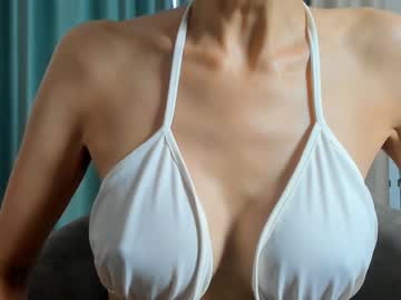 webcam girl laravongrey live cam image #4647050