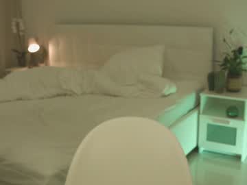 webcam girl emily_dainty live cam image #2321459