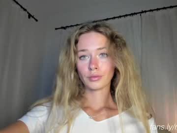 webcam girl oksanafedorova live cam image #2922608