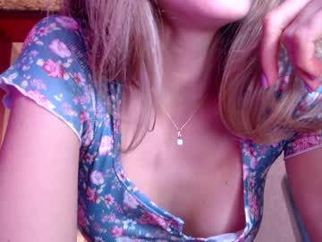 webcam girl sweetboobss1 live cam image #1505322
