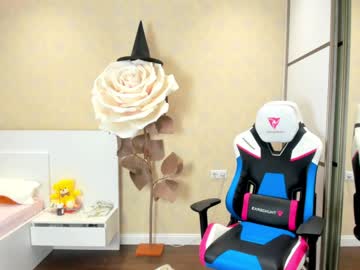 webcam girl cherrypie_01 live cam image #3257503