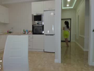 webcam girl sweety_rinushka_ live cam image #2335500