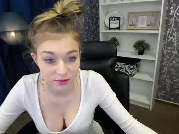 webcam girl k_itty live cam image #1291707