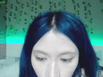 webcam girl le_chan live cam image #3962341