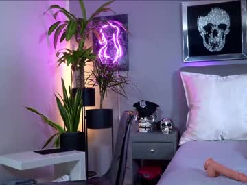 webcam girl hotmilfbitch live cam image #6639197