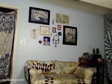 webcam girl flowqueen live cam image #2267922