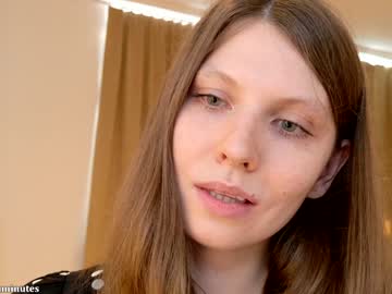 webcam girl giveyouelevenminutes live cam image #5226791