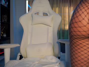 webcam girl xoxo_emma live cam image #1419740