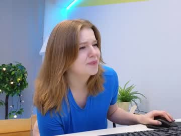 webcam girl lovlybambi live cam image #5807765
