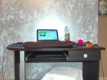 webcam girl squirt_blondy live cam image #24643