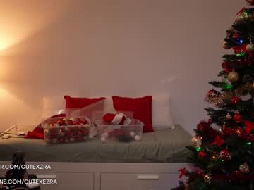 webcam girl ezra live cam image #5810351