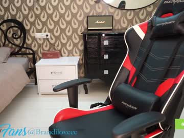 webcam girl brandiloveee live cam image #1113917