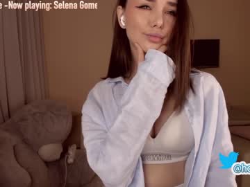 webcam girl hollyextra live cam image #1595401