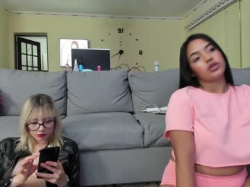 webcam couple cheeseburgerjesus live cam image #1402657